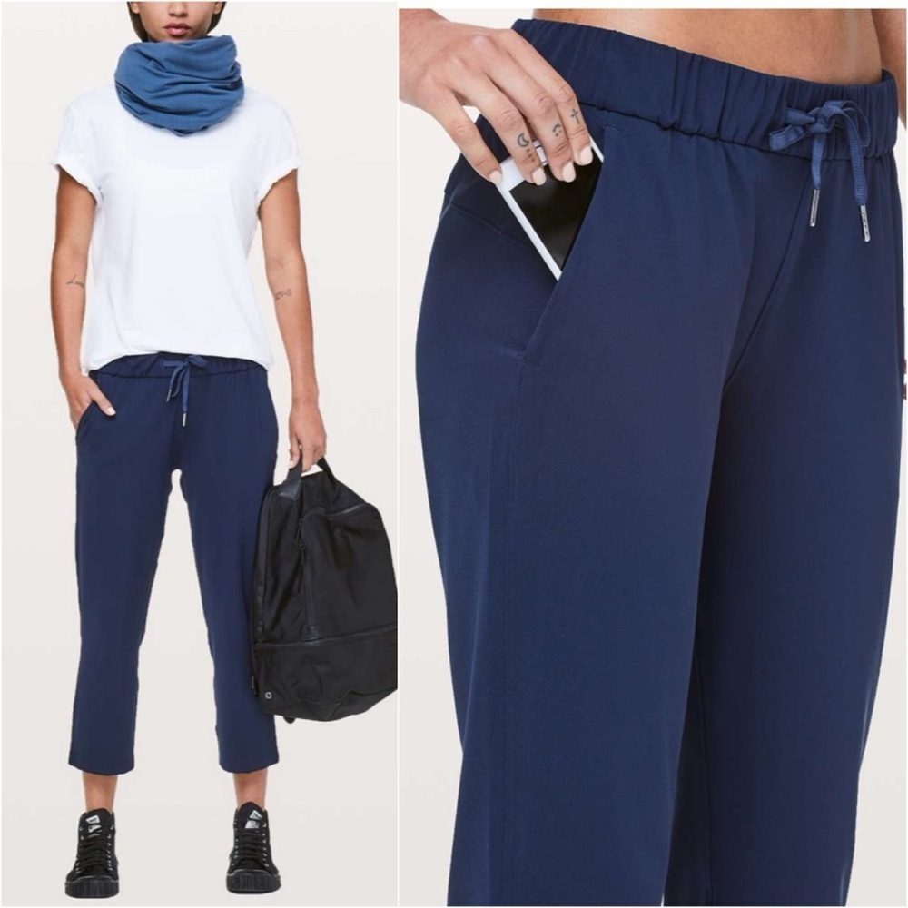 Lululemon On The Fly Crop 23" True Navy Sz 4 drawstring pocket travel W6AV6S
